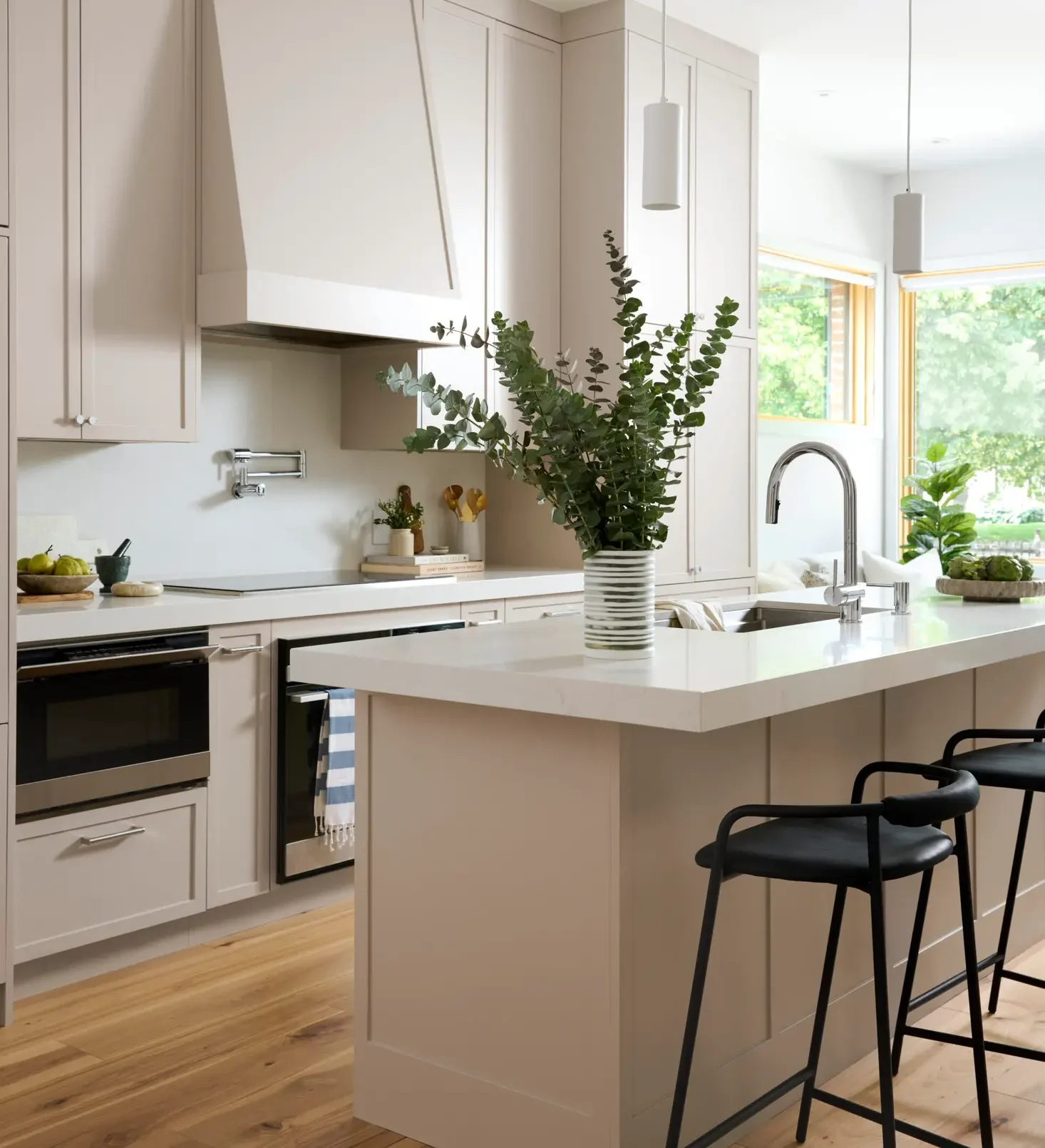 Minimalist Kitchen Interior Design Renovation