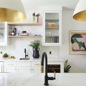 Transitional kitchen design with marble and brass finishes Toronto Rosedale Home